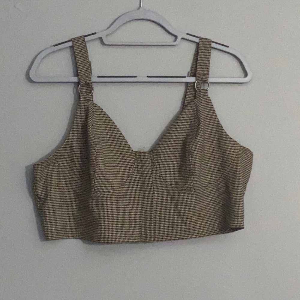 crop top